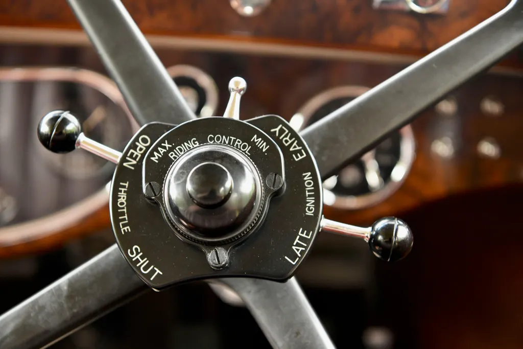 Rolls royce phantom ii continental close coupled sports saloon honj5l9ekd0i5x00u7pua