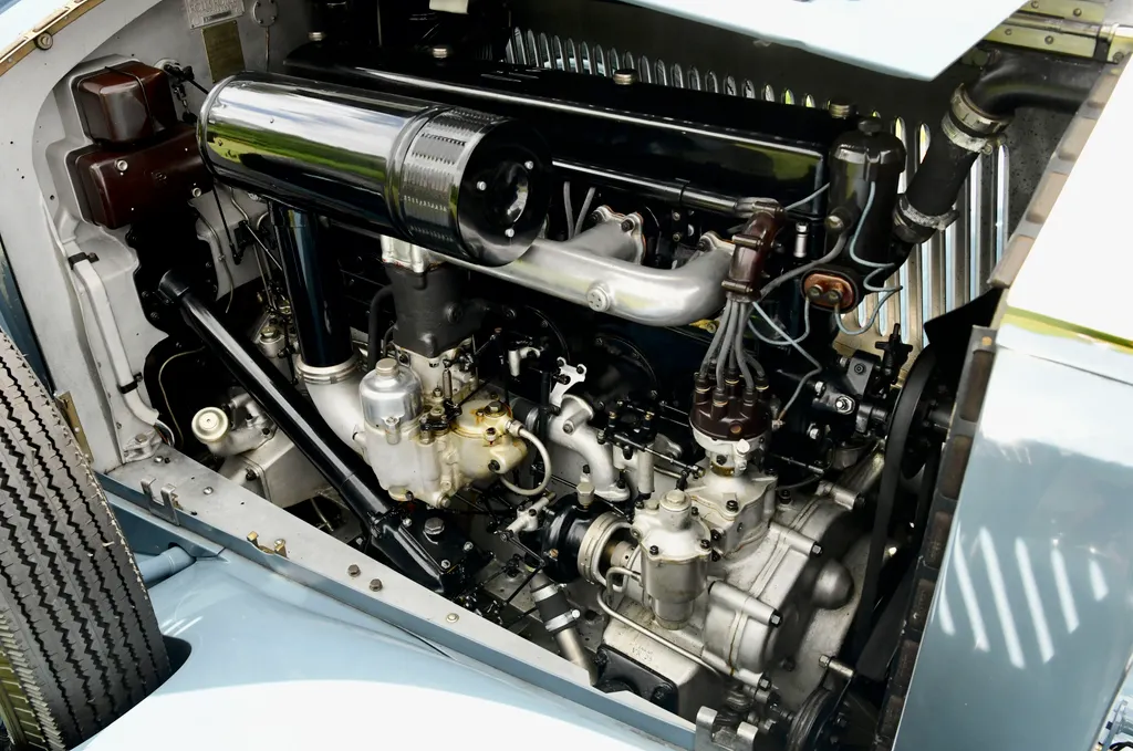 Rolls royce phantom ii continental close coupled sports saloon tyzpaatwfsyjq09f7i3lc