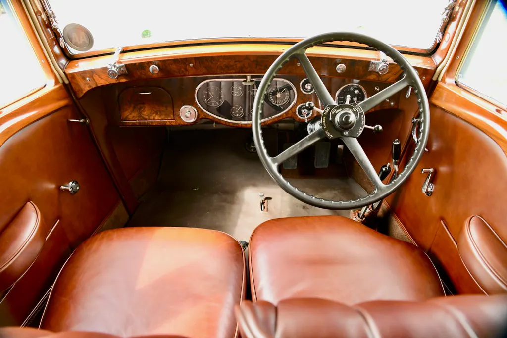 Rolls royce phantom ii continental close coupled sports saloon vt aaeoyzuuyrbbokwwm7