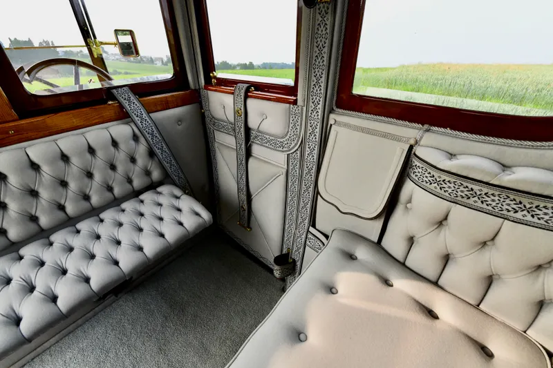 Renault cc 3.6 litre open drive limousine. rasi46m4l8zjsycoq 32h