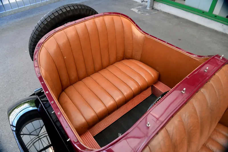Bugatti t23 brescia  lkzxywinrxsh9y5f1uod
