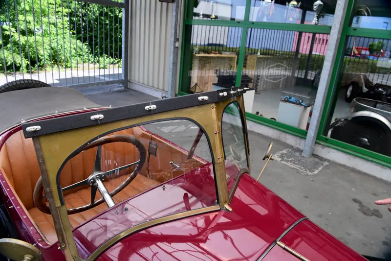 Bugatti t23 brescia b vlhr ut5jmkpw1cbi1c