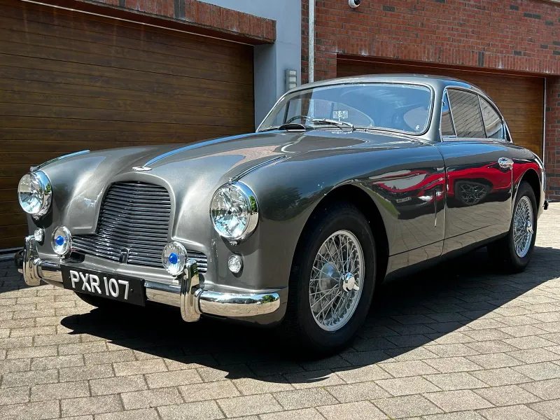 Aston martin  db24 rhkcf74kmd60vlvylnscs