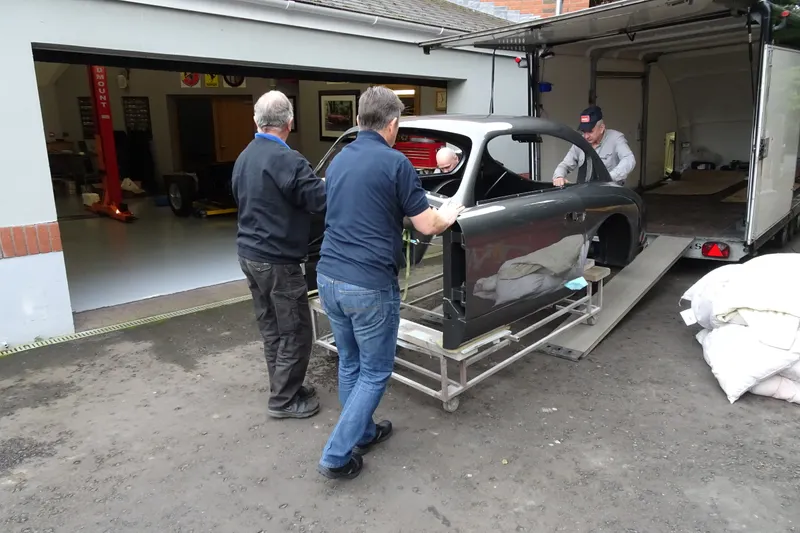 Aston martin  db24  tt ttjasksjkyg9fhxae