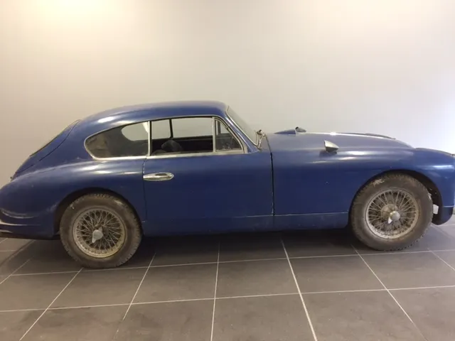 Aston martin  db24 p5wwn5goizpnnywehhwjl