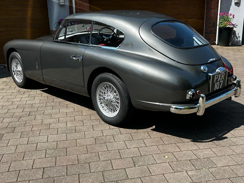 Aston martin  db24 qz19 98pbvfihtav23n9k