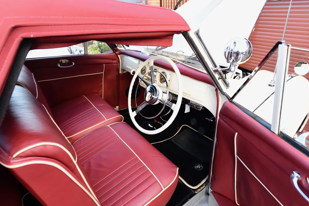 Austin atlantic convertible z8gkfu0uvadvbquedm4c9