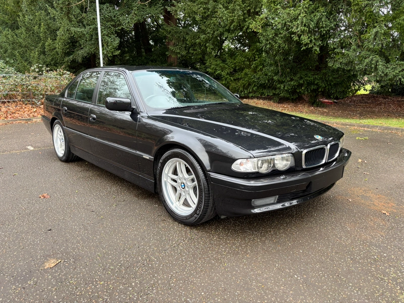 Bmw 735i sport ctrwb8  p715ctgdmp4 k