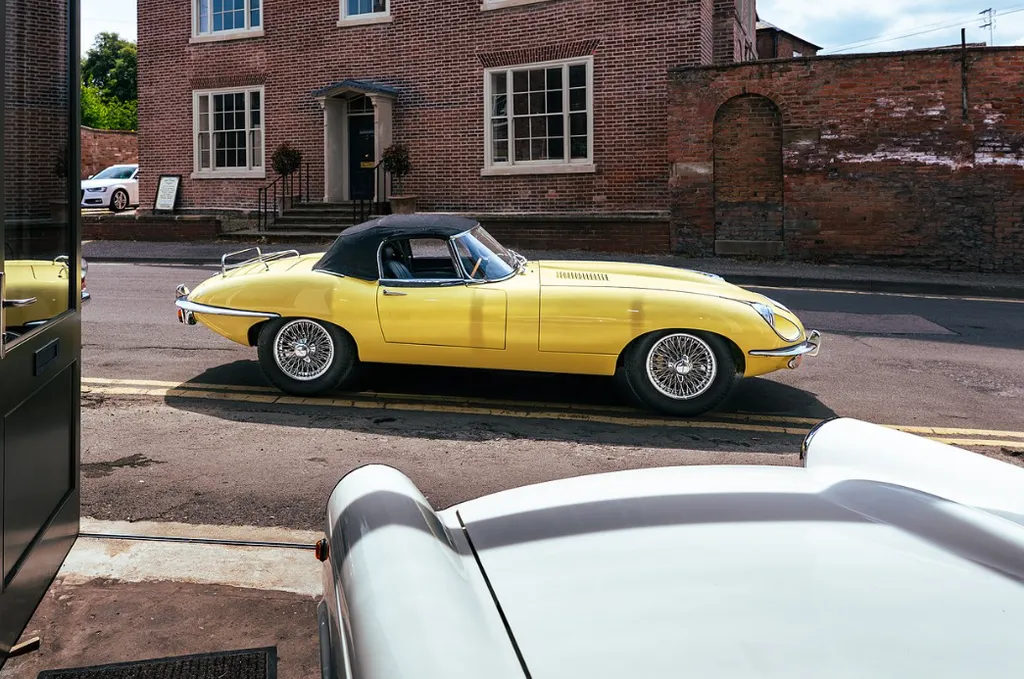 Jaguar e type nhhr otcgq82fja1tgdj6
