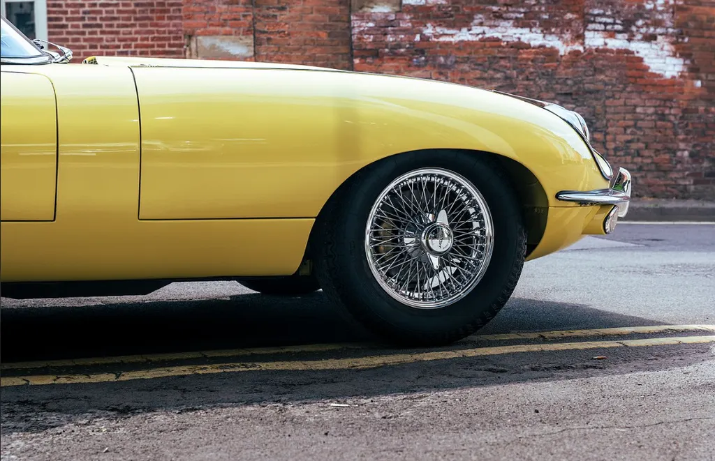 Jaguar e type nsuox7ivvmocj43v1h6v1