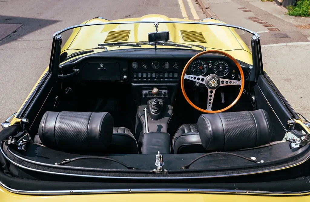 Jaguar e type wjgu2q zlut870nilyrje