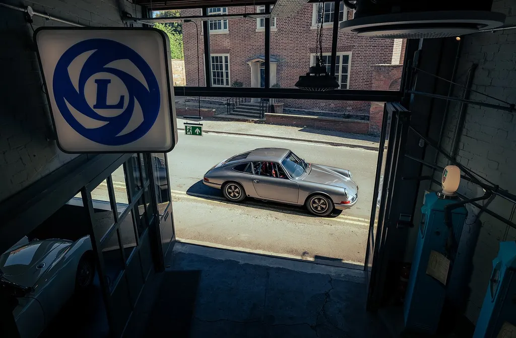 Porsche 911 gwf8122oy1u0f h7bazoc