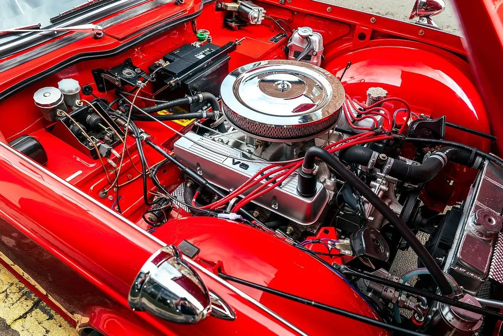 Triumph tr4 v8 powered c9atua9i6ljb0mi27whxq