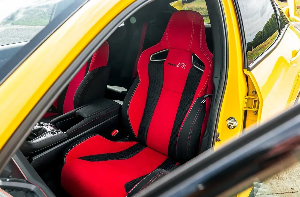 Honda civic iur cnhyeszbfbwxq2wyt