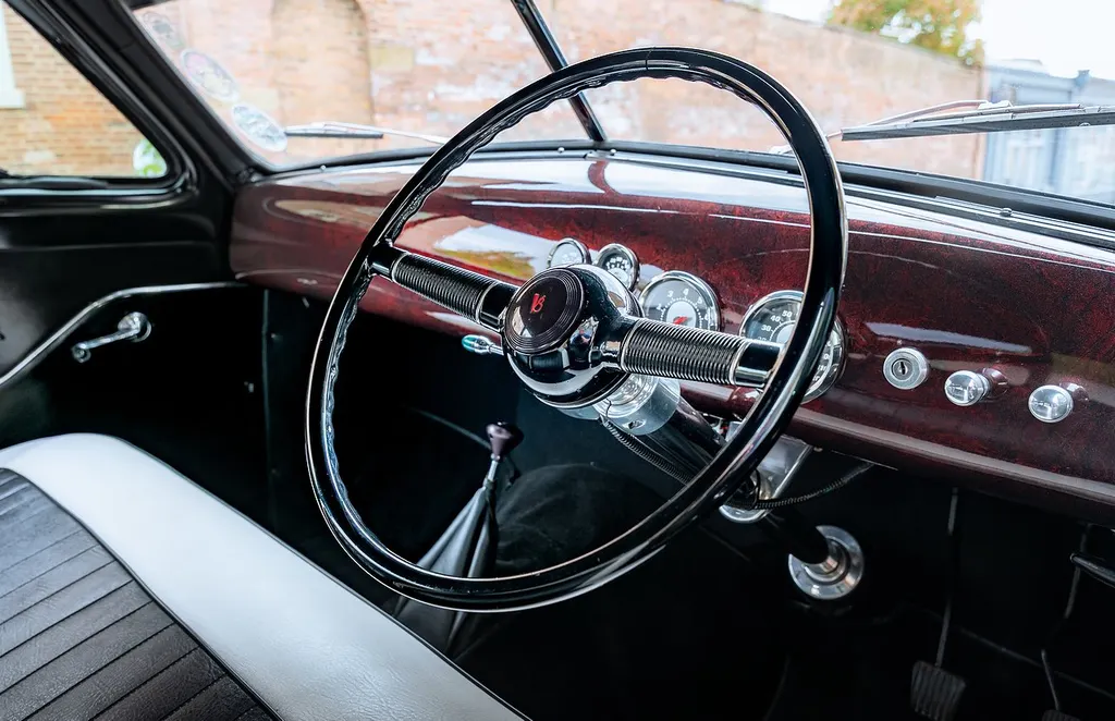 Ford tudor ugtvpnvwnfxokzqdfbbqs