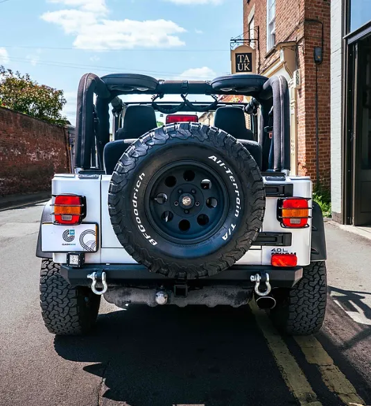 Jeep wrangler irv8xcfotevs sibjdqgu