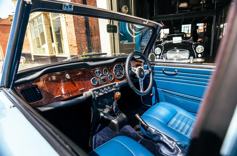 Triumph tr4a 7dmec7assyma7wnxs5fno