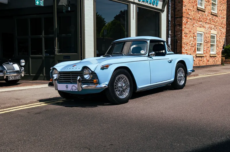 Triumph tr4a j6dtrjqlxmcakxyzglyt0