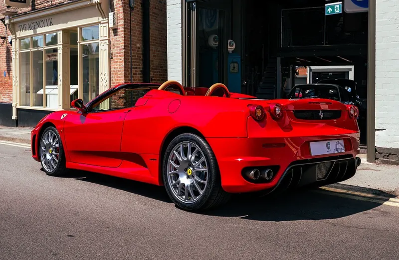 Ferrari f430  eyc3j8ki8zo6fuzhm uxq