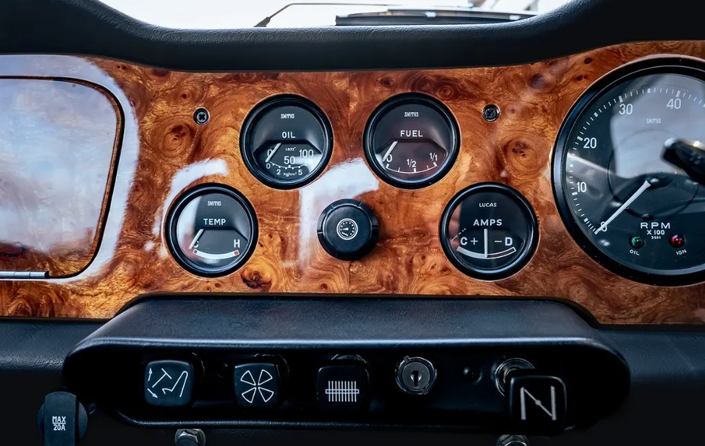 Triumph tr5 gvs0aos0btrcs1t62mplx