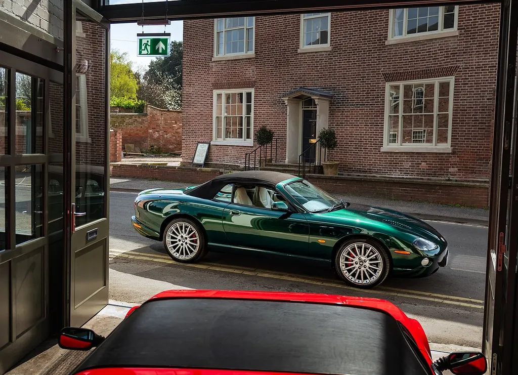 Jaguar xkr qcrijqxtkwrxxomrr6csu