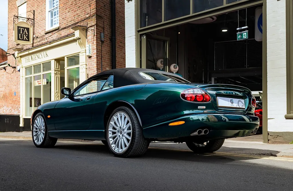 Jaguar xkr j9dyrbbqay qehxz7tjps