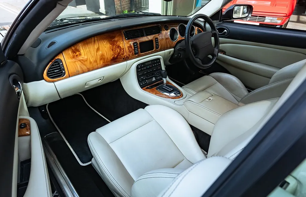 Jaguar xkr ssqx6daxxdkrxexqki3l5