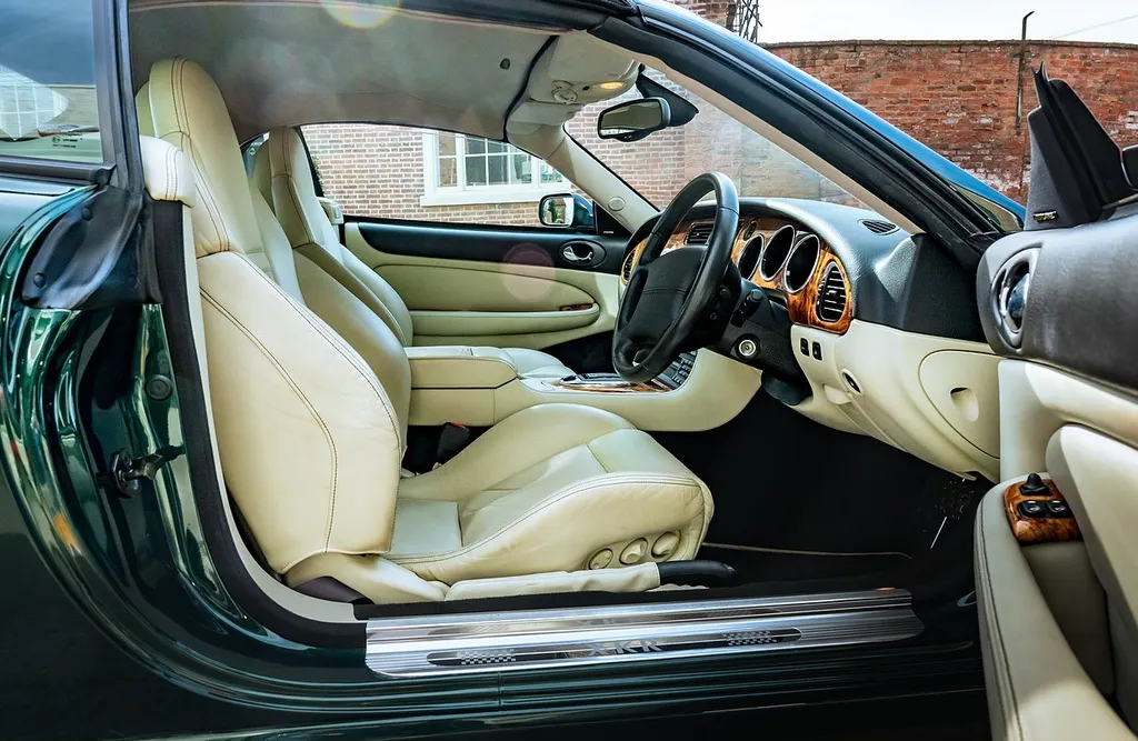 Jaguar xkr ynihmyk b nacodkr8fp 