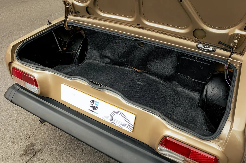 Triumph tr7 4uetnzlmei2e0dwekouca