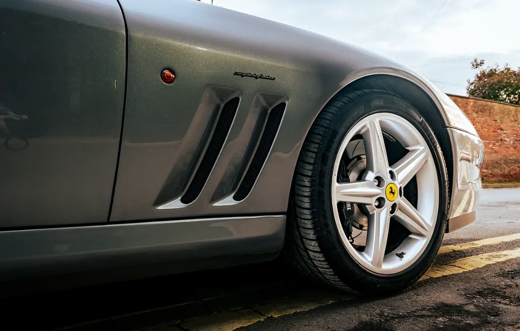 Ferrari 575m qwympru3ec3rbe0kjbblq