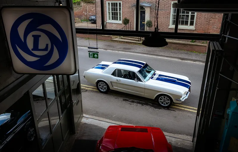 Ford mustang qa0hiv4zqovv j7z 42u6
