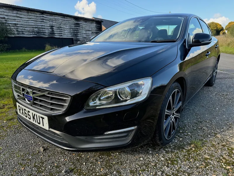 Volvo s60 t5 se lux okyhsjhbrvsecuosmgrqt