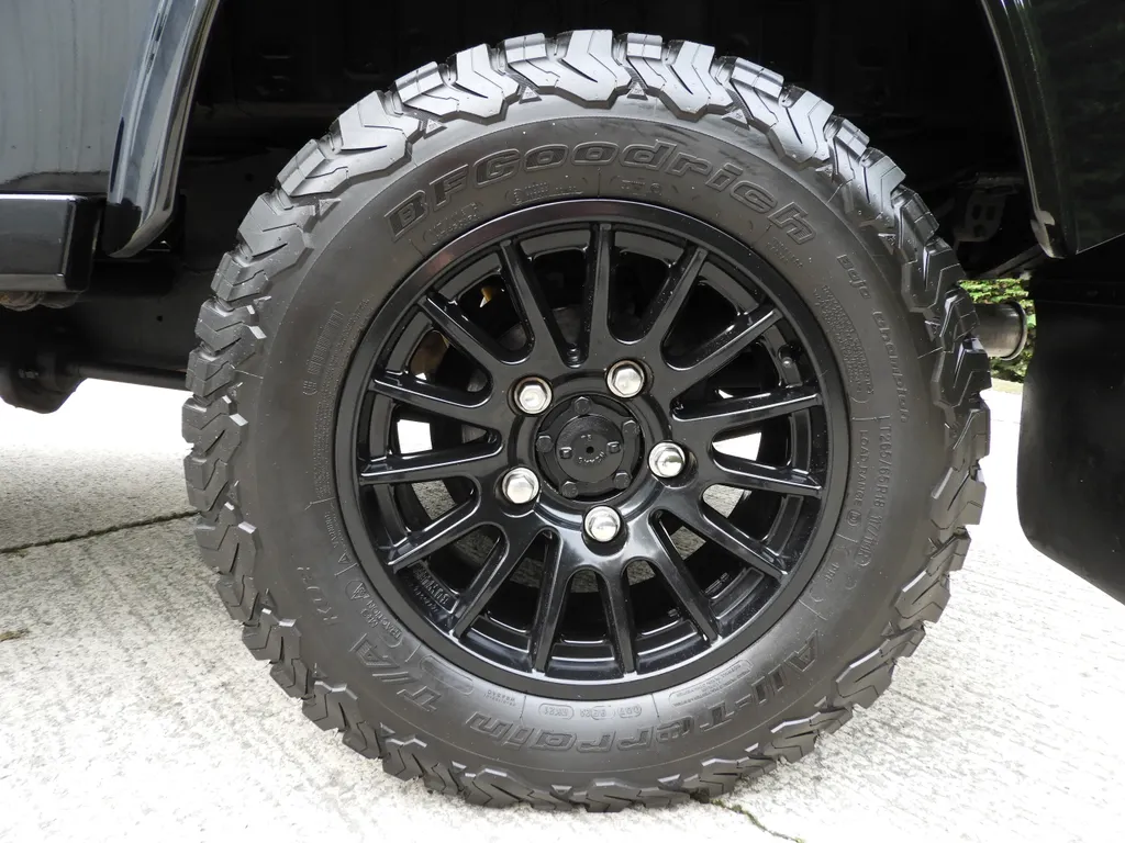 Land rover defender 2dcsghnbeoabzthy91bil