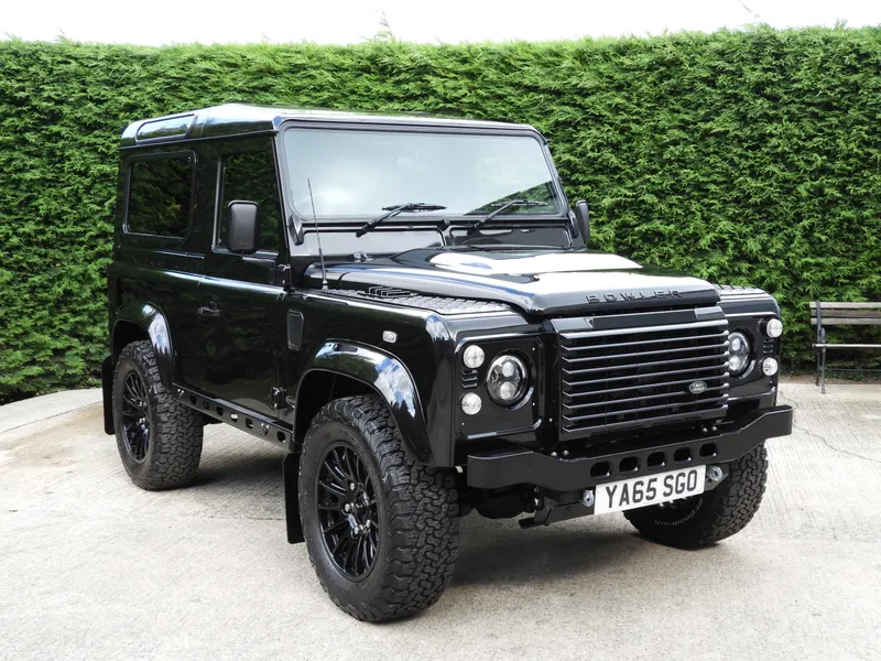 Land rover defender mkt1 ujaji18ajayw66ug