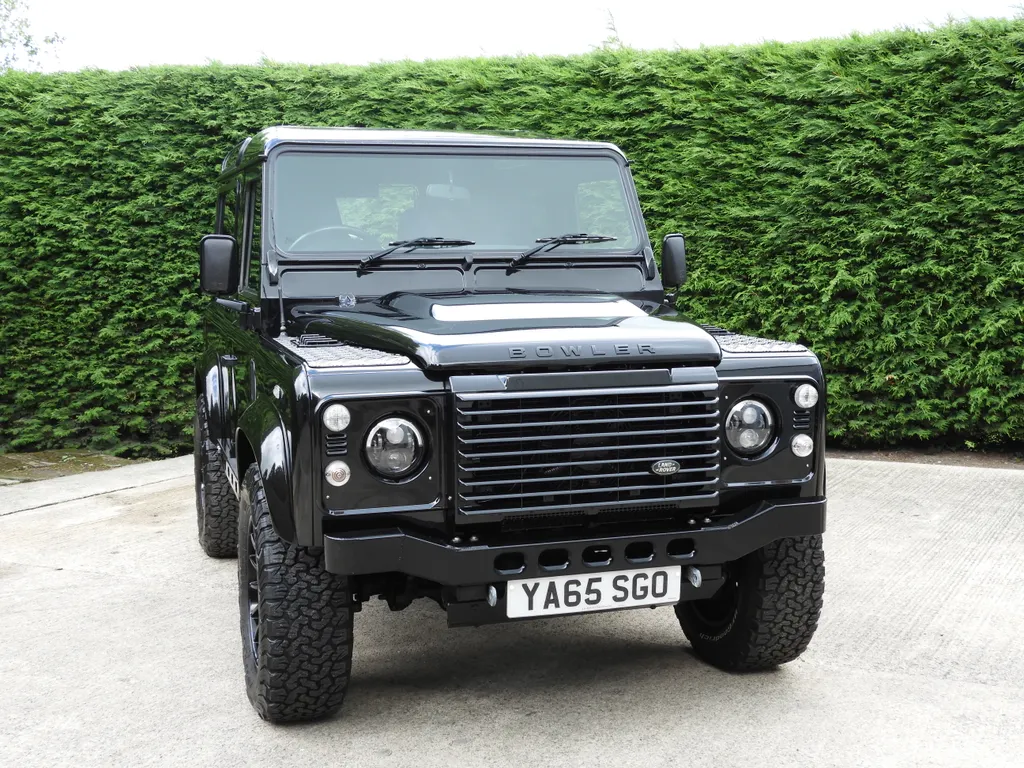 Land rover defender vg2ikynuj2by3mcbf4mzj