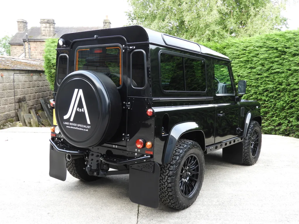 Land rover defender b0xc1bz 1fhw1b4t8 utz