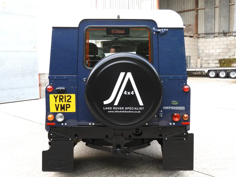 Land rover defender 4pvoyyfjt8oxzothfkgyy
