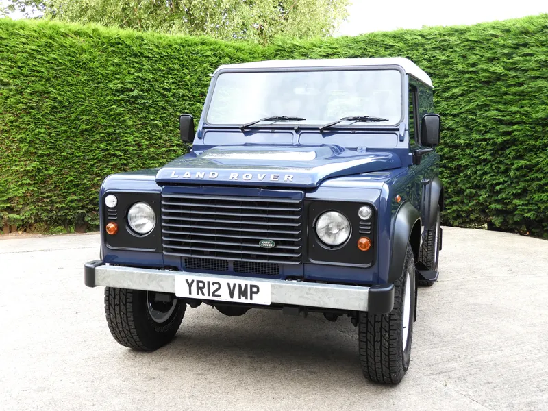 Land rover defender c9kt6ffl7do1 szxclpyb