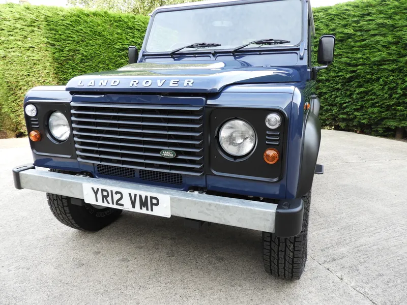 Land rover defender viupck4stvvj3d80vnt4j