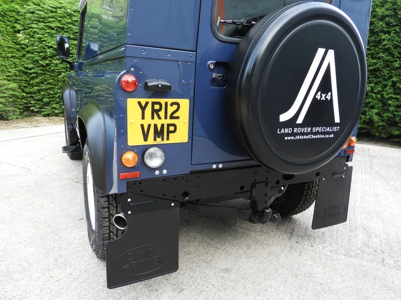 Land rover defender hlestl2bsmktsmpqt4zvq