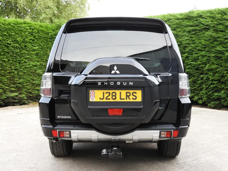 Mitsubishi shogun 2djendonr7k6wgrt   uv