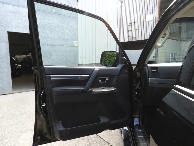 Mitsubishi shogun hi2ln92x6ywbtgpy4ajzi