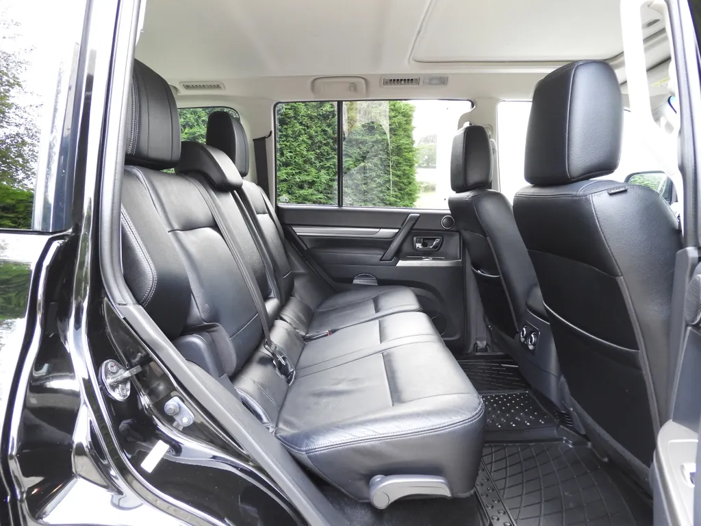 Mitsubishi shogun ti2szm quo3 q0yprbs2w