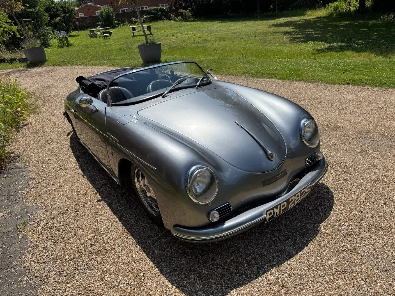 Classic motor carriages speedster  3agdwgspuke0yrlv6dzb