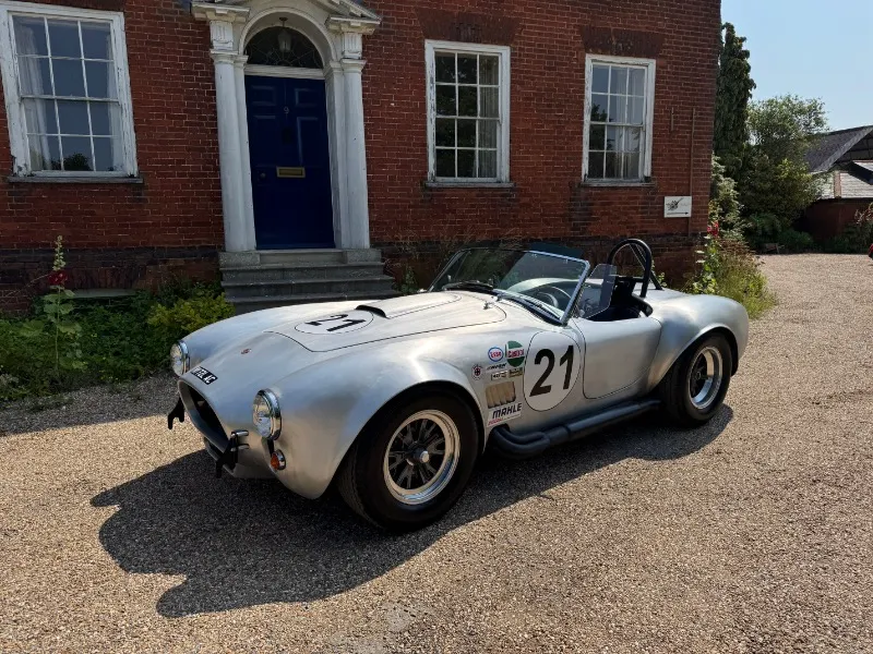 Ac cobra  2me7h6xkmd3go2oyelby