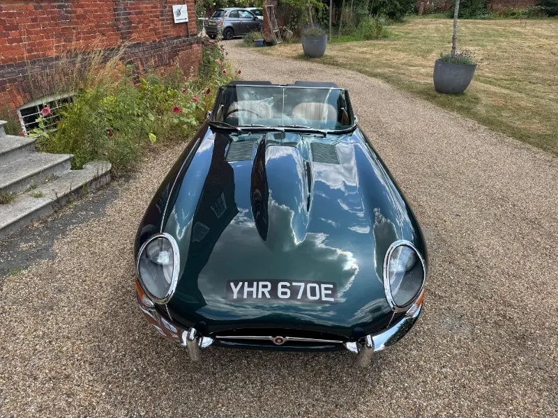 Jaguar e type 9rx8cwuhpmegw41get9gd