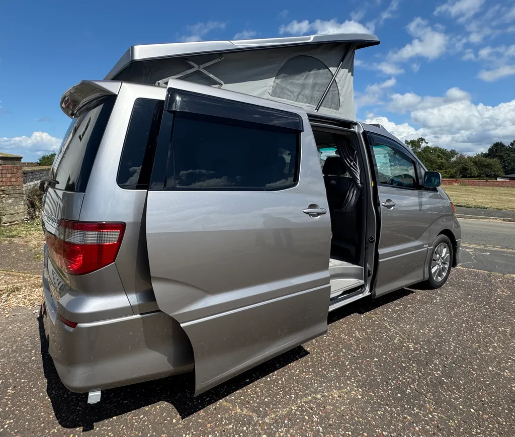 Toyota  alphard z 73jzmy1t7vn1xy7svbe