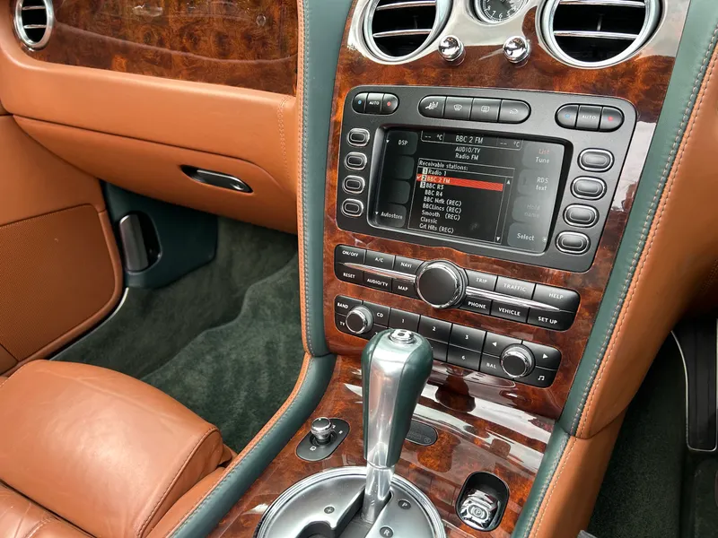 Bentley continental gtc bjkkr49 ciiusctwgfrwy