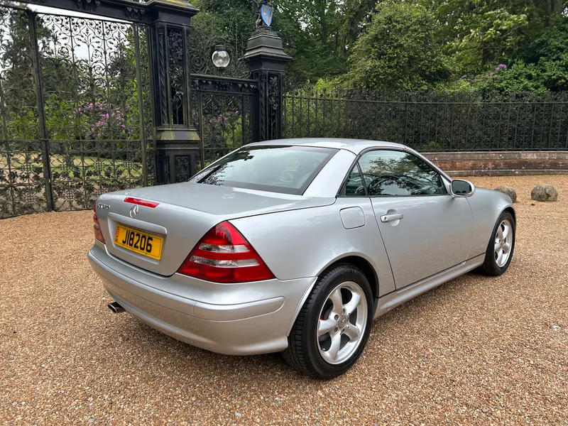 Mercedes benz slk 320 cbh05iwqprxszbopbkxjq