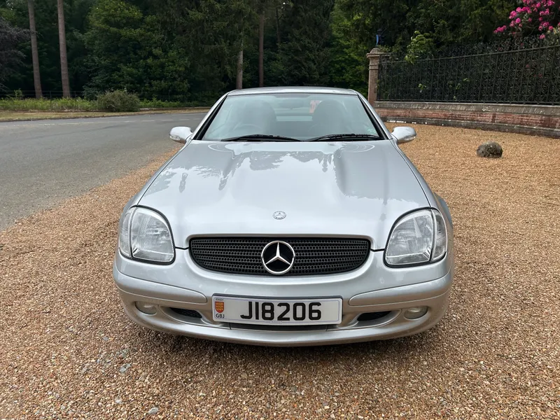 Mercedes benz slk 320 fsfuzzdrrdqzd35uy8p5w